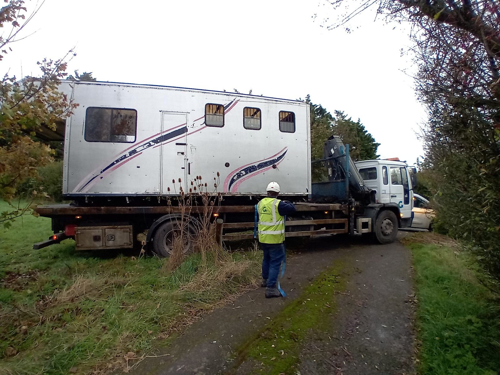 Suspended prison sentence for horsebox fly-tipper