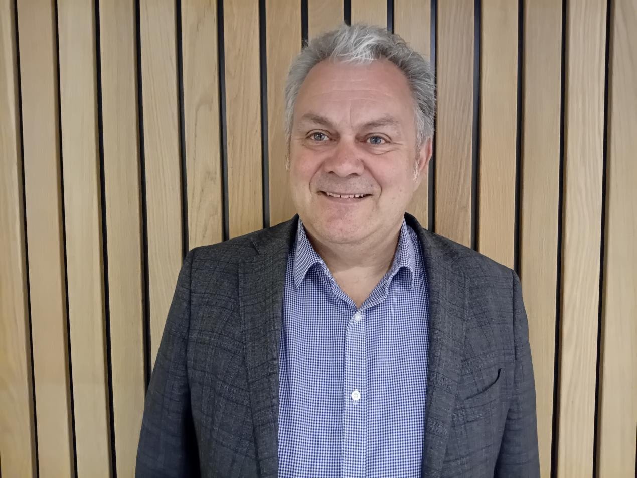 Joint Strategic Director for Finance at Guildford Borough Council and Waverley Borough Council to step down in December 2025