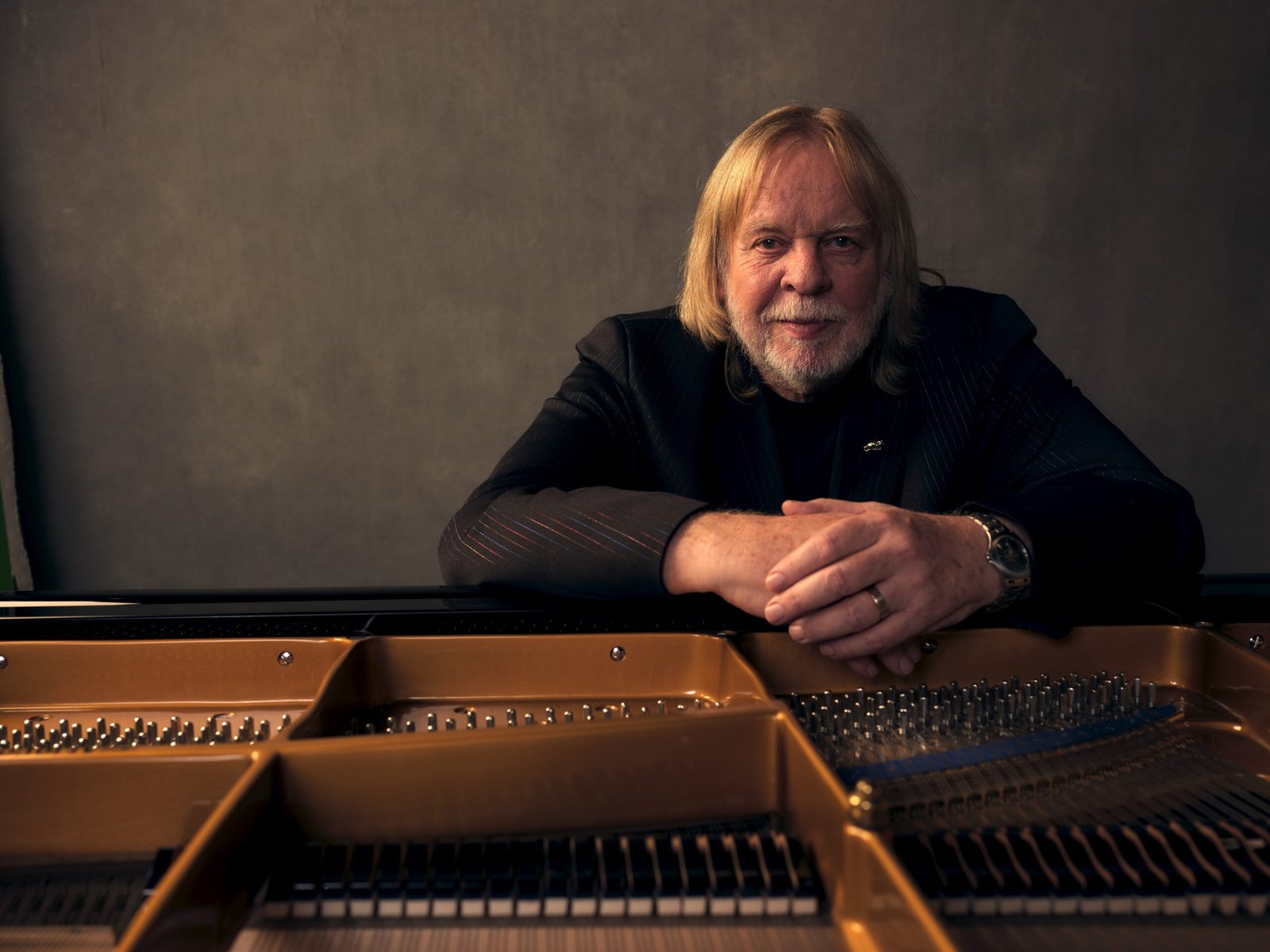 Musician Rick Wakeman to headline Mayor's Variety Show