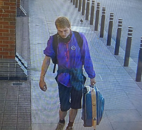 Appeal for information following Tottenham robbery that left man with broken shoulder