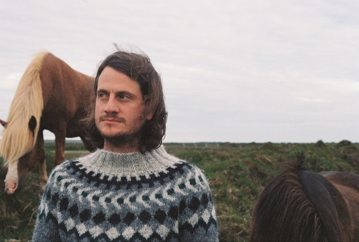 SPOUSES Reveals Leonard Cohen-Inspired New Single ‘Beth’