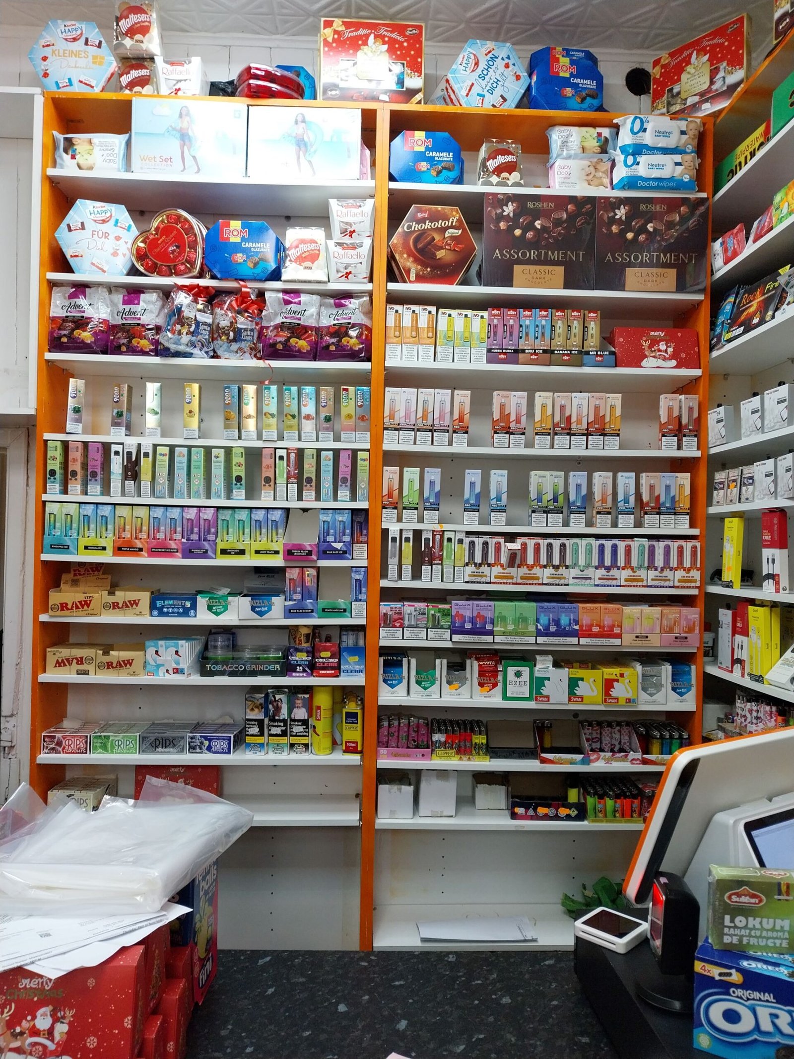 retailer must pay £3,000 over illegal tobacco and vape stock in Scarborough