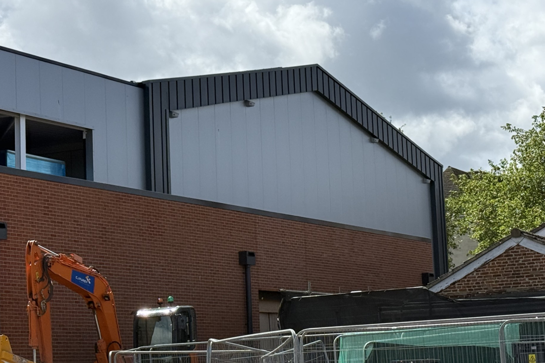 Swift boxes added to new Trowbridge Leisure Centre to support declining species